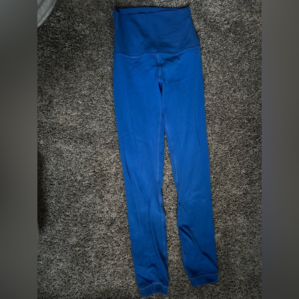 Lululemon Women’s Blue Leggings